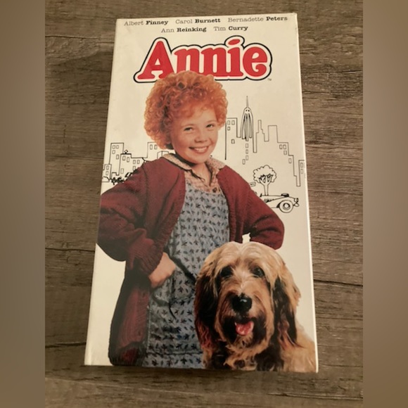 Sealed VHS Kids Oldies Movie Bundle 🍿 - Picture 5 of 5